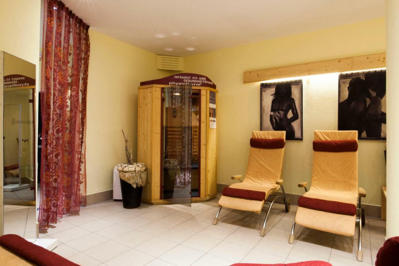Familienhotel Alpina All Inklusive Wenns Exterior photo